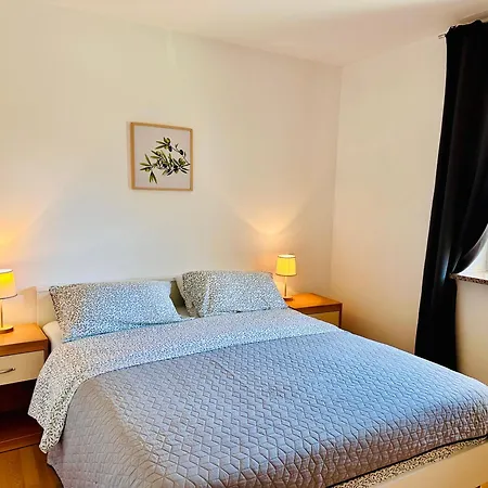 沃佳达公寓 波雷奇